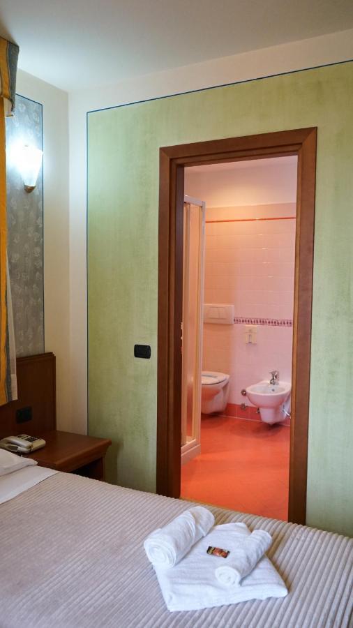 Albergo Bel Soggiorno Oggebio Kültér fotó